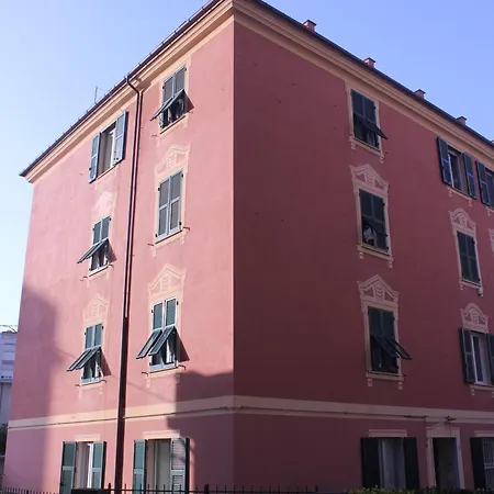 فندق مبيت وإفطار La Casa Di Sofi جنوة